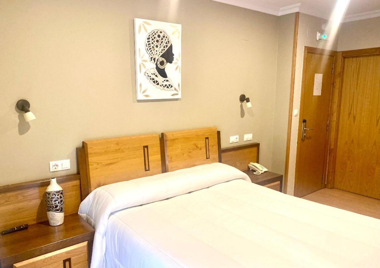 Hotel Spa Galatea Burela Eksteriør bilde